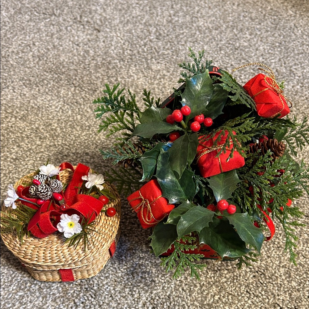 Vintage Christmas Festive Holiday Baskets with Red Accents